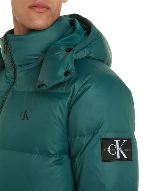 Calvin Klein Essentials Down Jacket (J30J323468) .